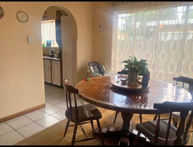 4 BEDROOM HOUSE FOR SALE IN BIRCHLEIGH